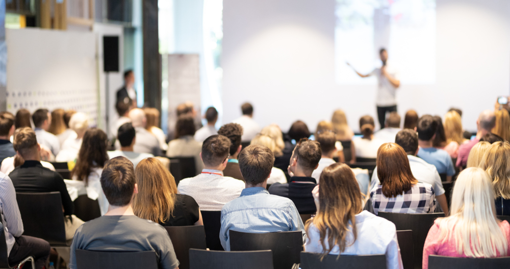 Große Konferenzen